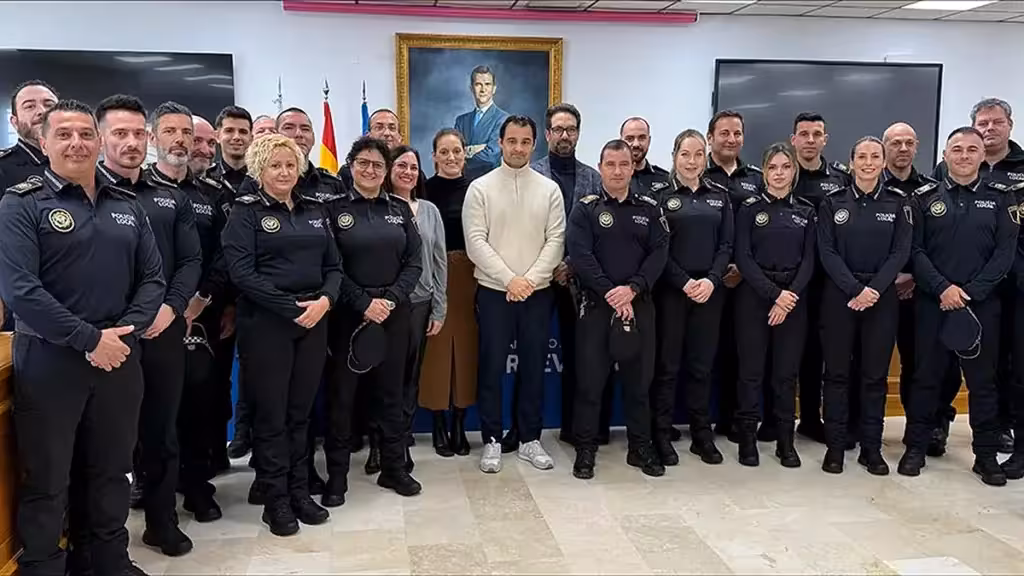 Agentes de la Policía Local en una fotografía de archivo de un acto en Torrevieja