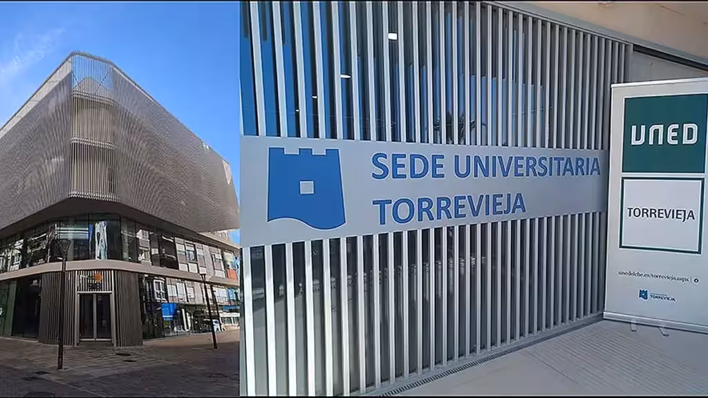 Sede de la UNED en Torrevieja; imagen de archivo
